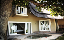 Splash pool and balcony
